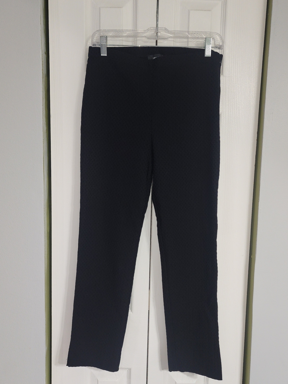 Karen Kane Black Textured Straight-Leg Pants